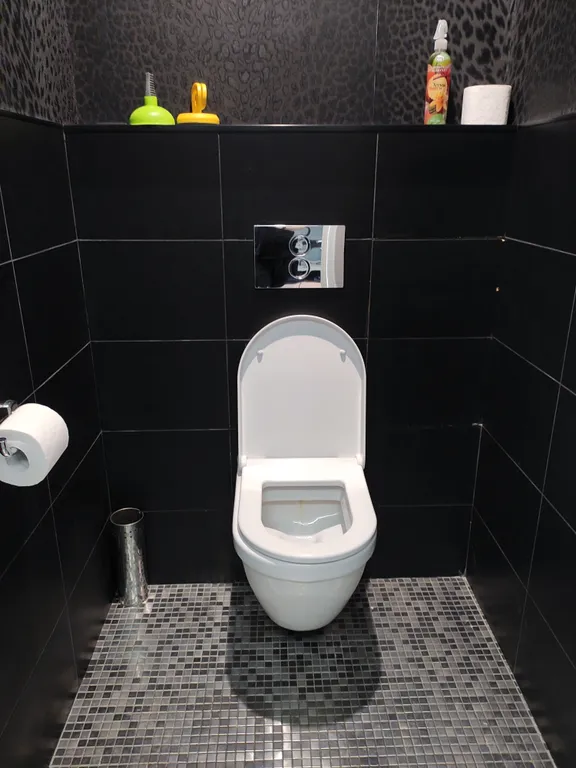 Шикарный вид и огромная ванна для двоих в центре