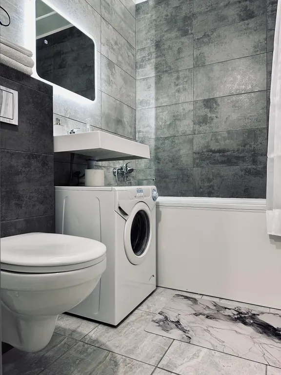 Студия в Искре