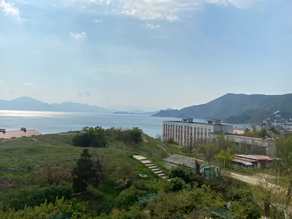 Квартира с видом на море и горы — аренда посуточно в Орджоникидзе