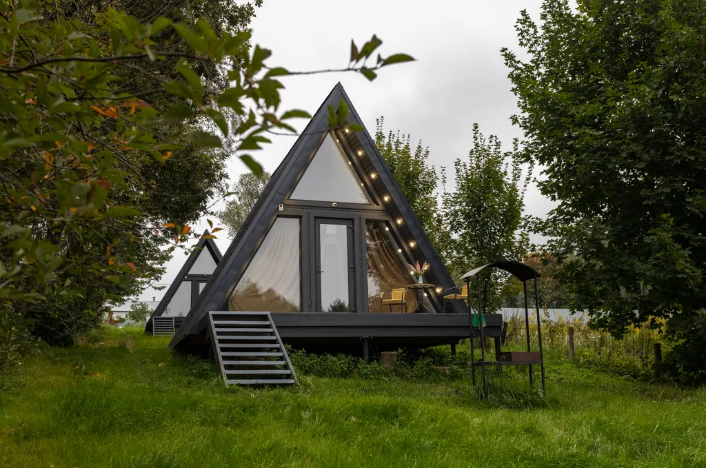 Уютный А-фрейм в современном стиле