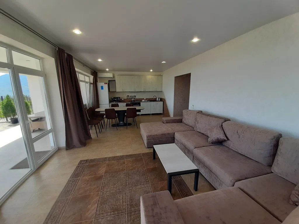 Вилла 220м2 с бассейном Горная лаванда. 6взр.+4 дет.