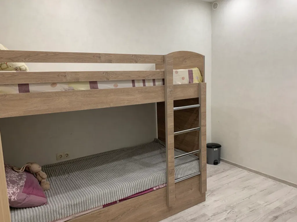 Первая линия, трёхкомнатная квартира в Батуми