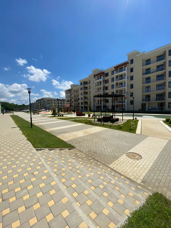 Двухкомнатная квартира с бассейном Holiday House