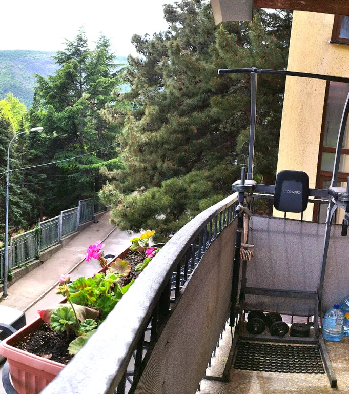 Премиум студия с террасой на 1 линии