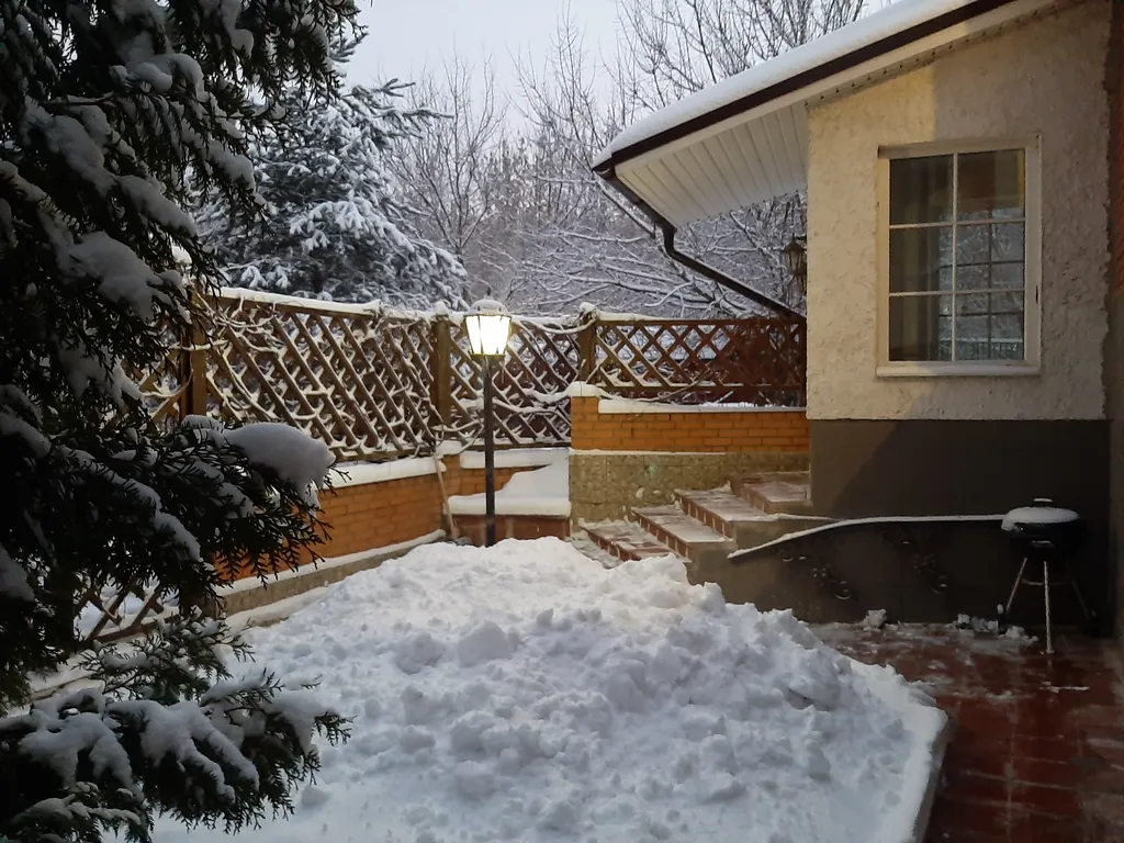 Коттедж Таунхаус с сауной и бассейном недалеко от метро — аренда посуточно в Москва