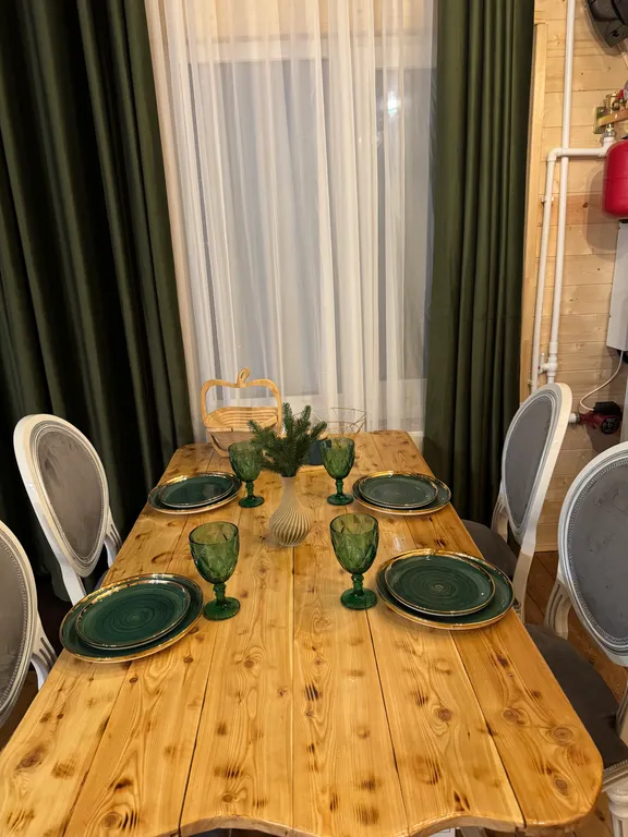 Домбай -Теберда, коттедж с видом на горы