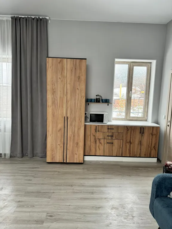 Комната с видом на горы