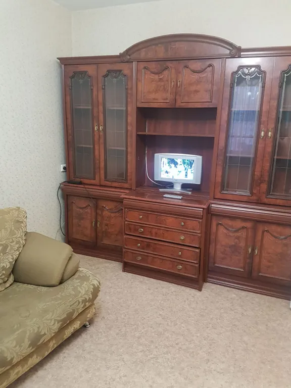 Ленинский район, Каштак, спортивные комплексы, учебные заведения