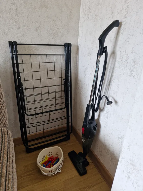 Квартира Трёхкомнатная квартира, удобное расположение! 3 отдельные комнаты. — Владикавказ