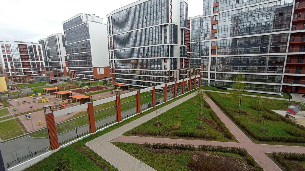 Красивая квартира рядом с парком и метро