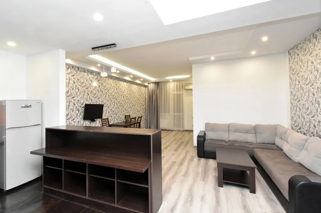 Уютная двухкомнатная квартира на Северном проспекте — аренда посуточно в Ереван