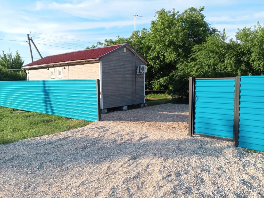 Коттедж Двухкомнатный дом 44 кв.м. на берегу Азовского моря. — Камышеватская