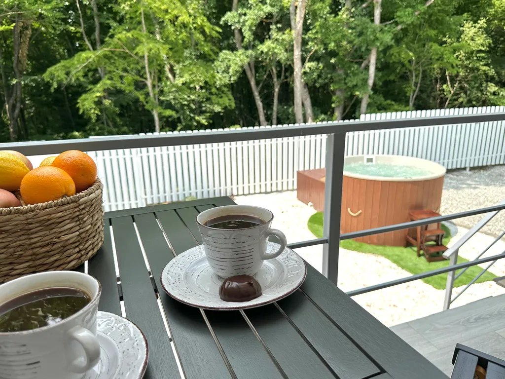 Коттедж Дом с подогреваемой купелью, уютным двориком и выходом в лес — Борисовка