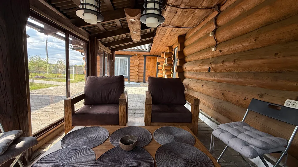 Домик у реки