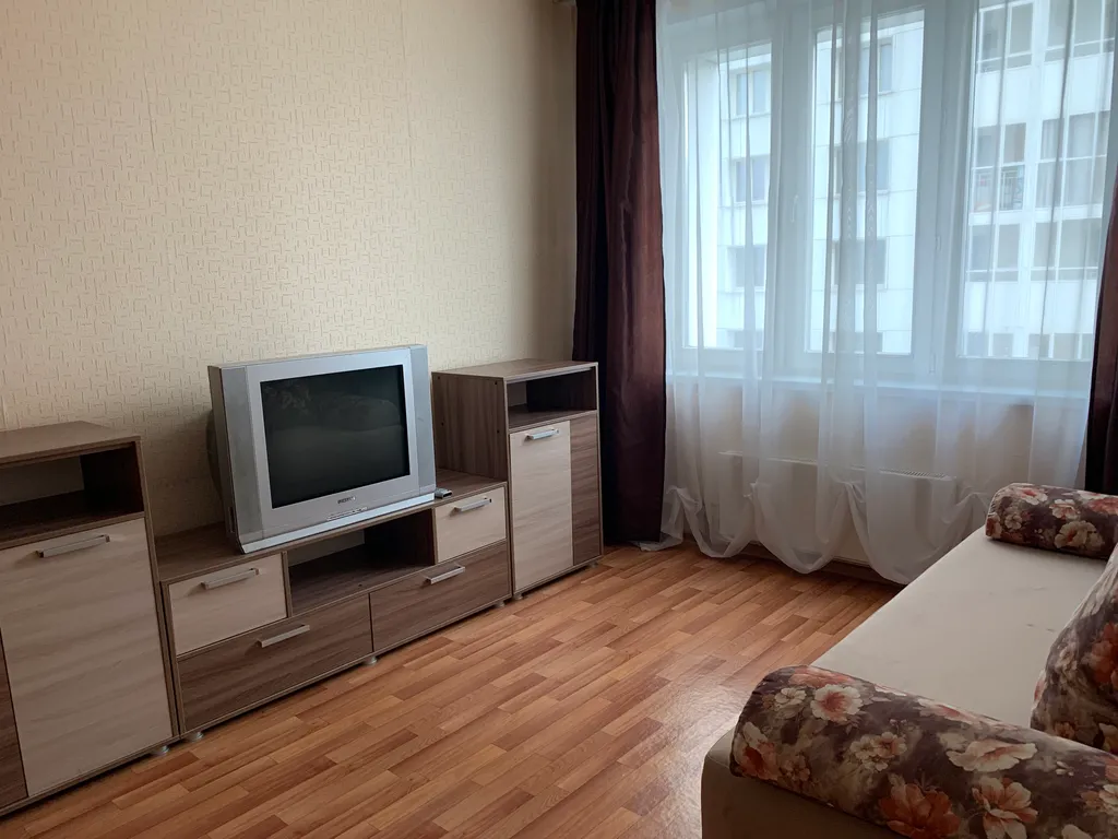 Квартира Квартира на 14 этаже, неподалеку от ТРЦ Red Sail — Красноярск