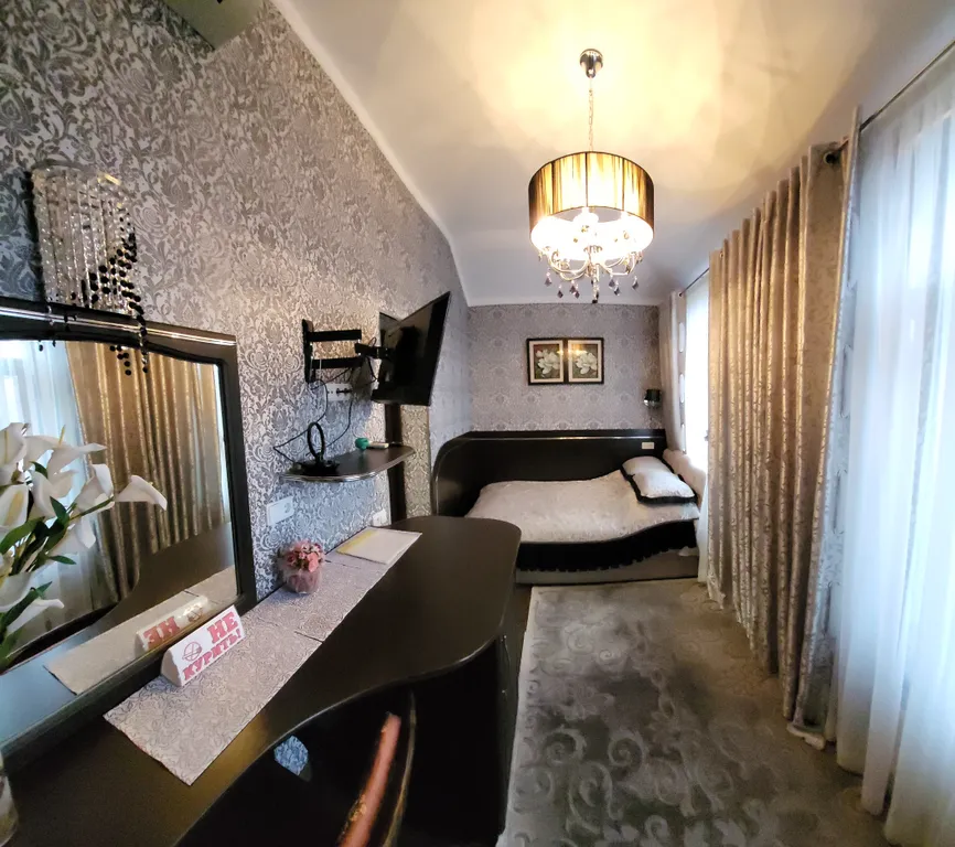 Квартира Семейный двухкомнатный апартамент с кухней и балконом — аренда посуточно в Феодосия