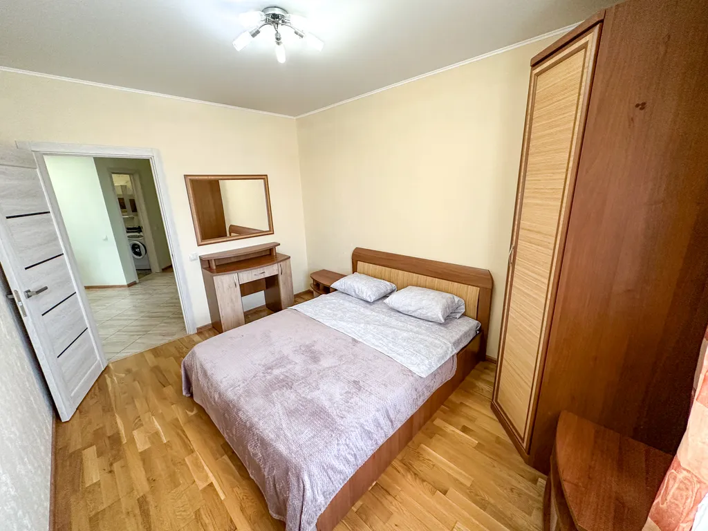 Центр города - квартира на Петровской набережной / Чернавский мост