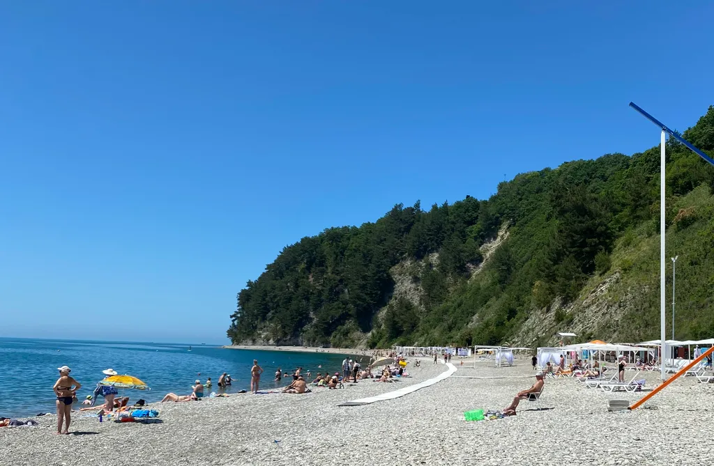 Дизайнерская 2-к квартира с французским балкончиком