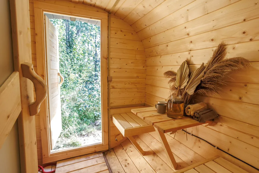 Дом Мая у озера с баней на дровах