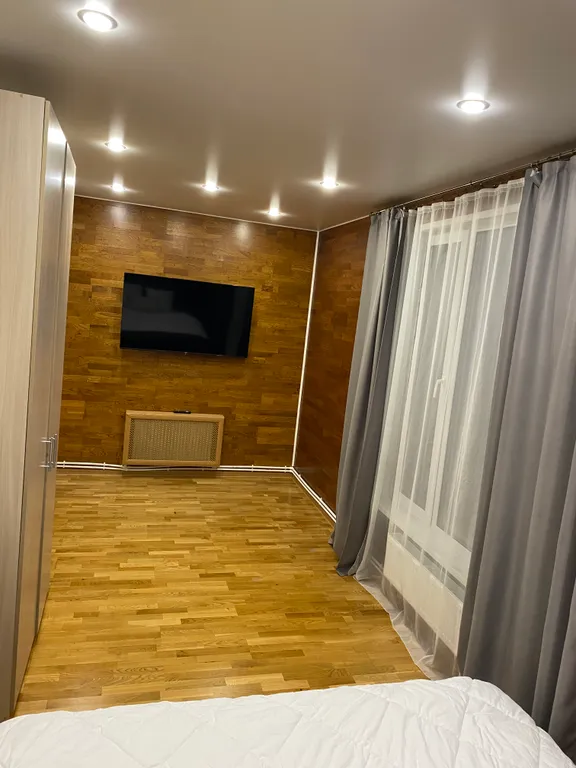 Дом для отдыха с камином, баней, оформлением к празднику