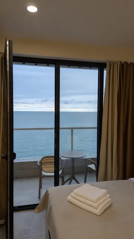 Квартира Роскошные апартаменты с прямым видом на море в Бамбо Бич Цихисдзири — Цихисдзири