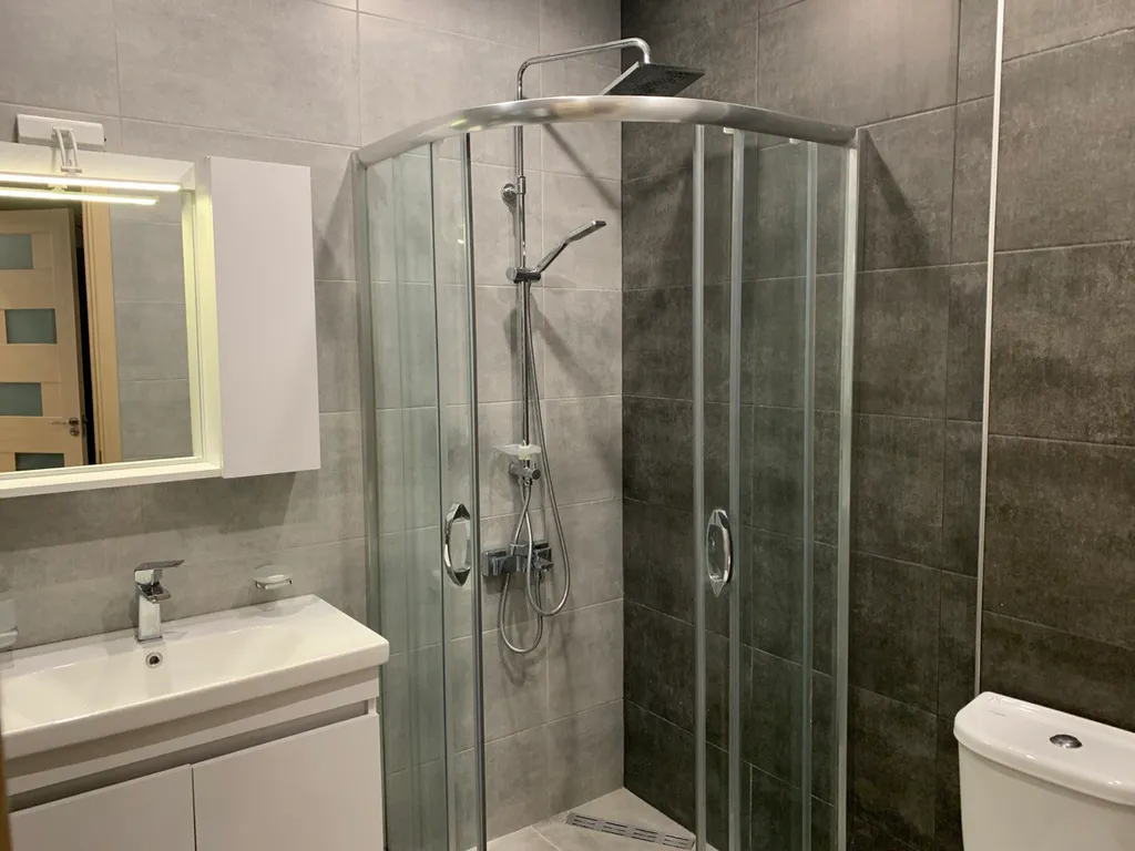 Первая линия, трёхкомнатная квартира в Батуми