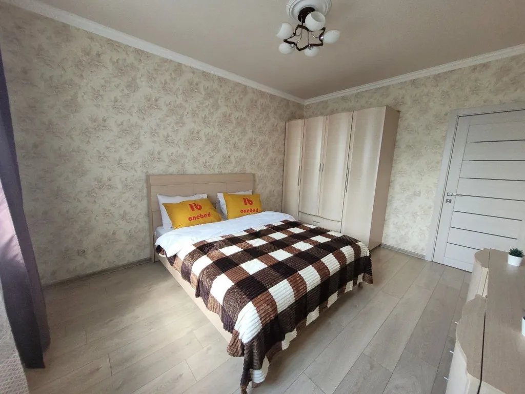 Большая трешка рядом с крокус экспо