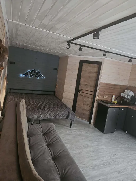 Коттедж Дом в живописнейшем месте в окружении кедровых и пихтовых деревьев — Шерегеш