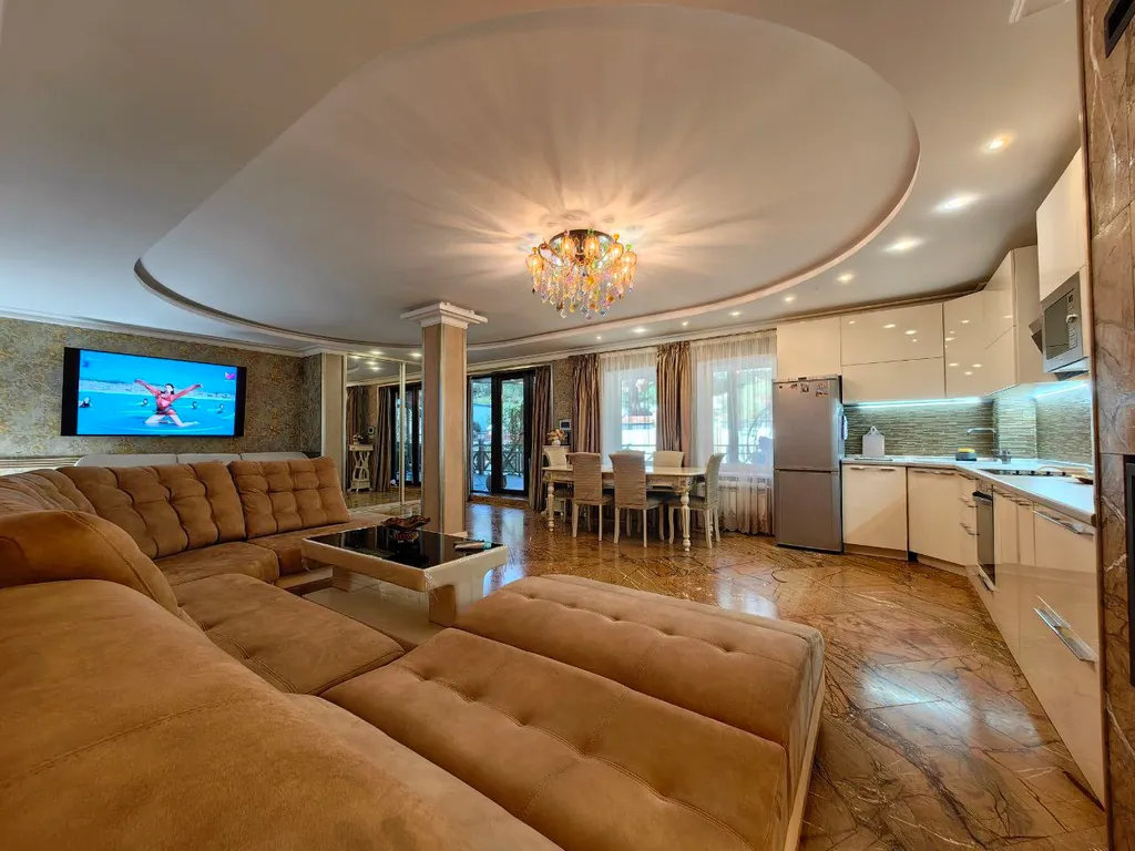 Коттедж Вилла Сосновый Рай — аренда посуточно в Судак