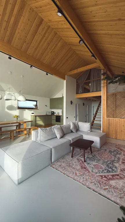 Коттедж Эстетичный барнхаус — аренда посуточно в Камское Устье