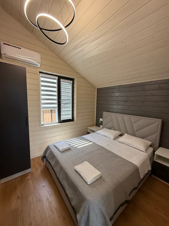 Дом семейный у моря с прямым выходом на пляж