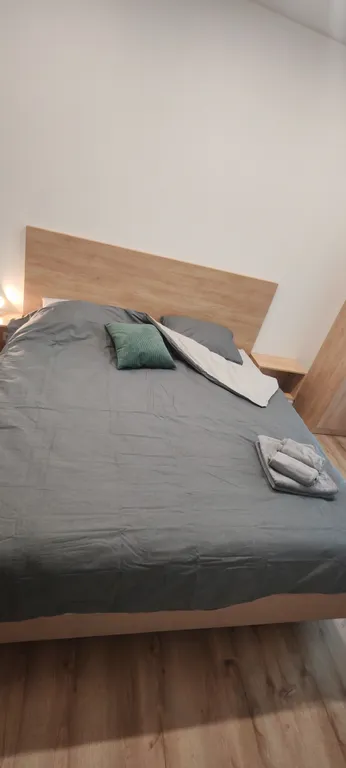 Уютная квартира с видом на закат в центре города