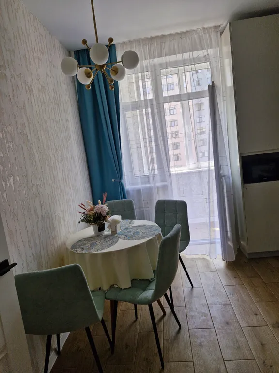 Современная 1- комнатная квартира со всеми удобствами