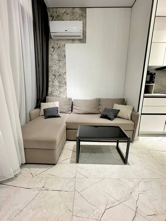 Двухкомнатные апартаменты с прямым видом на море и роскошной террасой