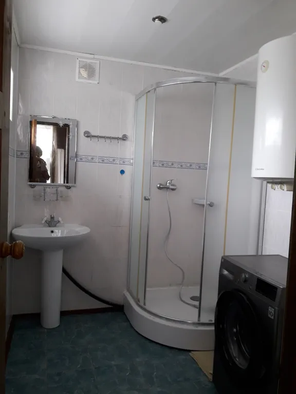 Дом из бруса с беседкой