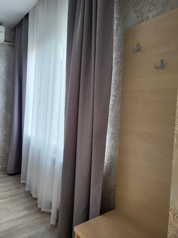 Квартира Уютная комната в центре города с бассейном и столовой — Сочи