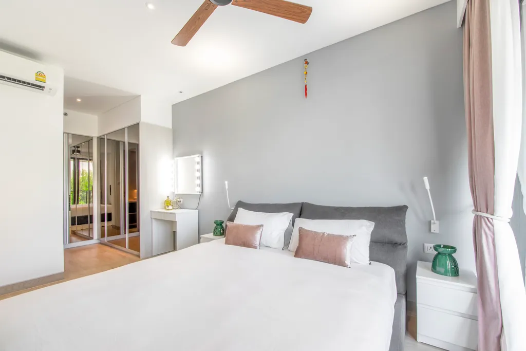 Три спальни с видом на море и озеро