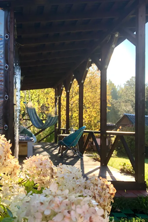 Бунгало у озера