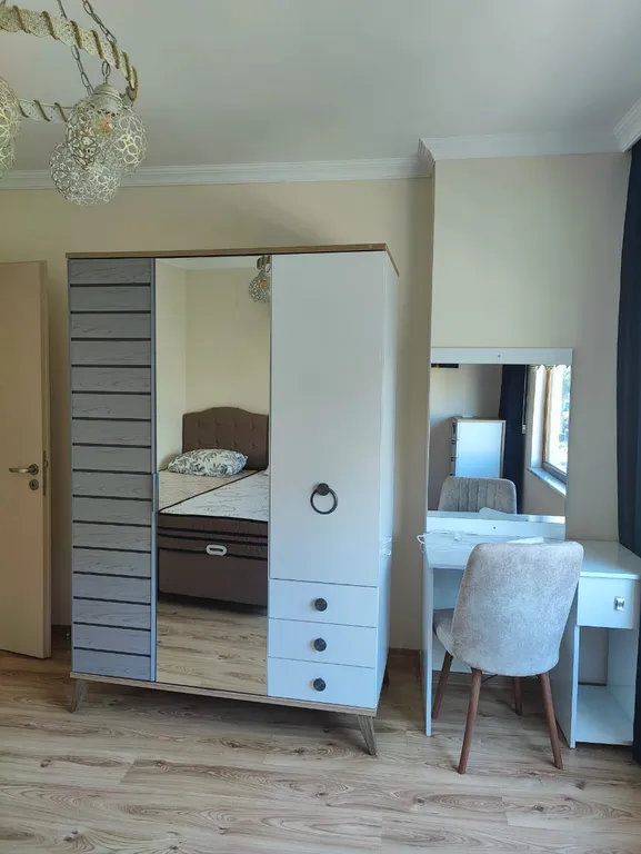 Квартира 2+1 в комплексена первой линии у моря