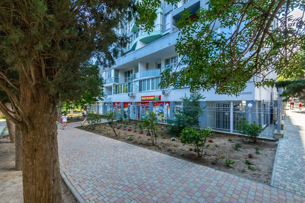 Комфортная, светлая, уютная студия. Шаговой 150-300метров к набережной