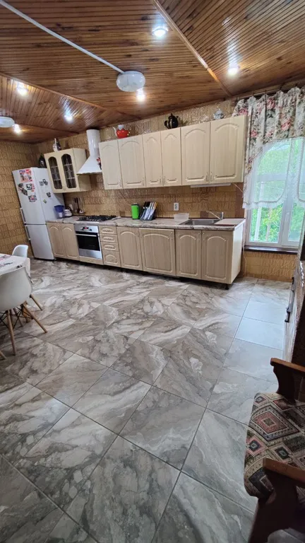 Частный дом с территорией и выходом в лес