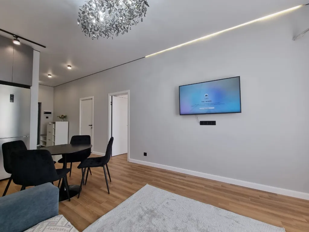 уютная двухкомнатная квартира рядом с Grand park