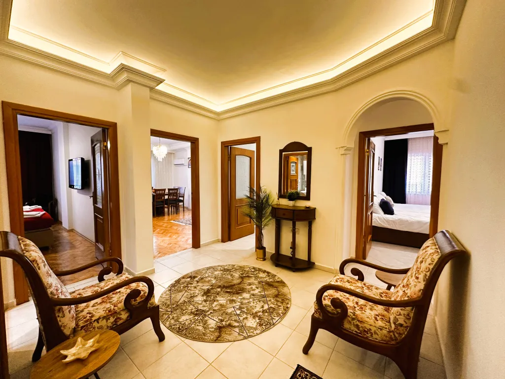 Аланья, пляж Клеопатра - 7 минут! 120 кв. метров, 4 комнаты.