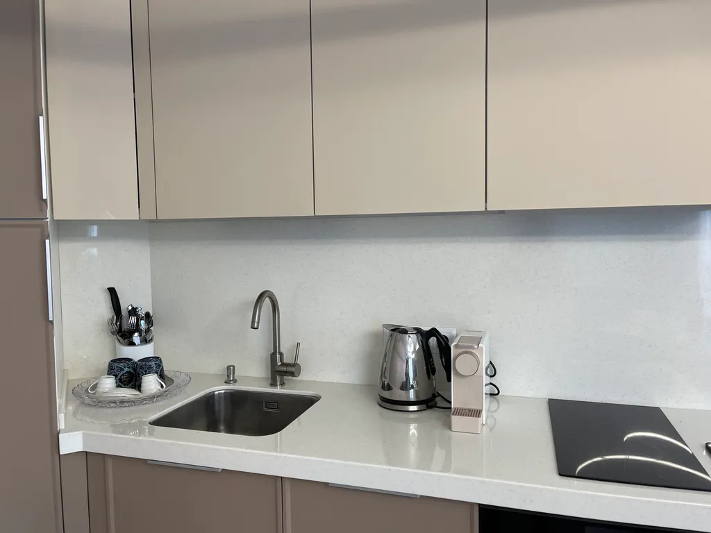 Уютная квартира с потрясающим ремонтом и панорамным видом на море