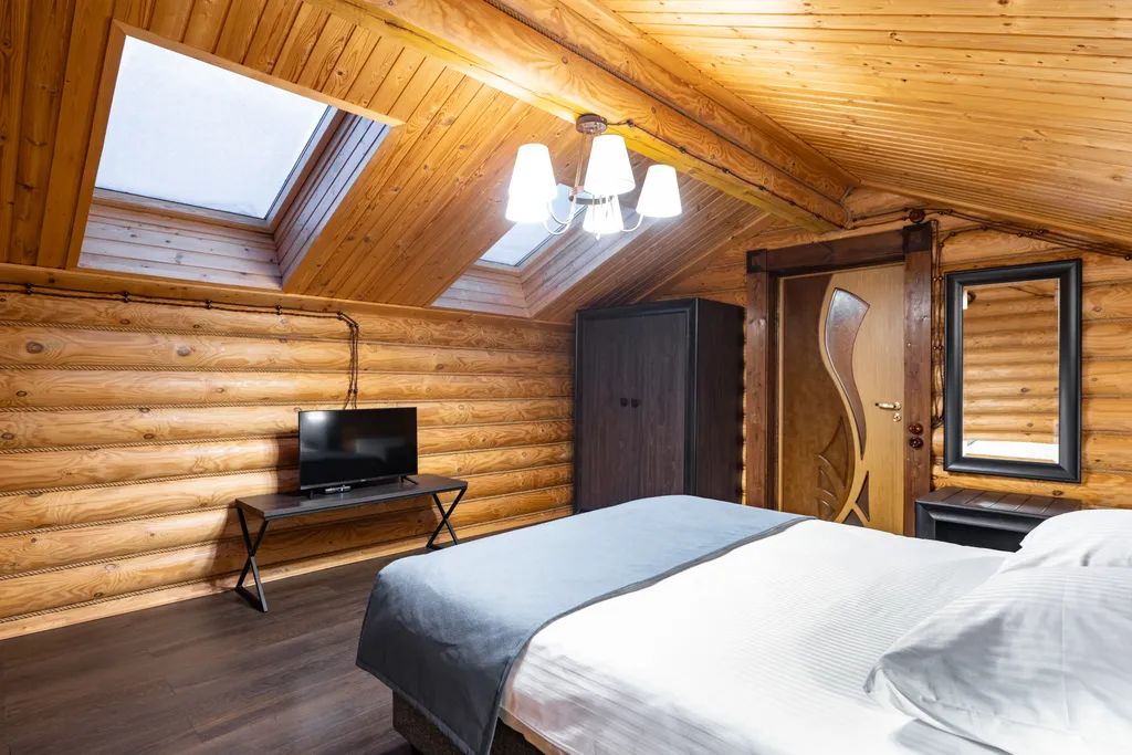 Бревенчатый коттедж вип 2, 4 спальни на берегу озера Селигер