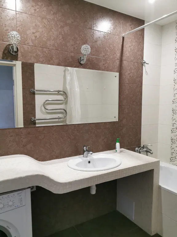 Уютная двухкомнатная квартира с новым ремонтом в центре города