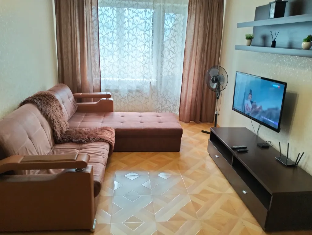 Тёплая чистая непрокуренная квартира с балконом.Аквапарк Аэропорт.Чеки