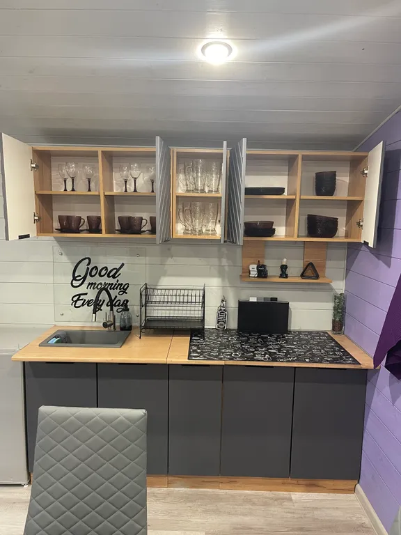 Уютный дизайнерский коттедж с территорией