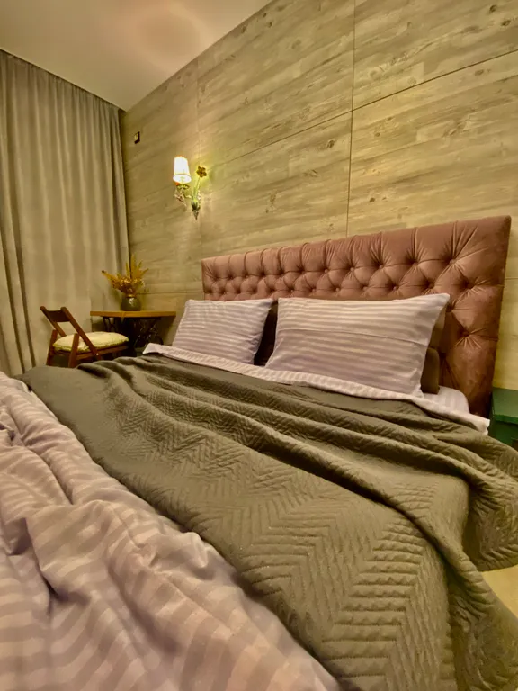 Уютная квартира около зоопарка с видом на пруд