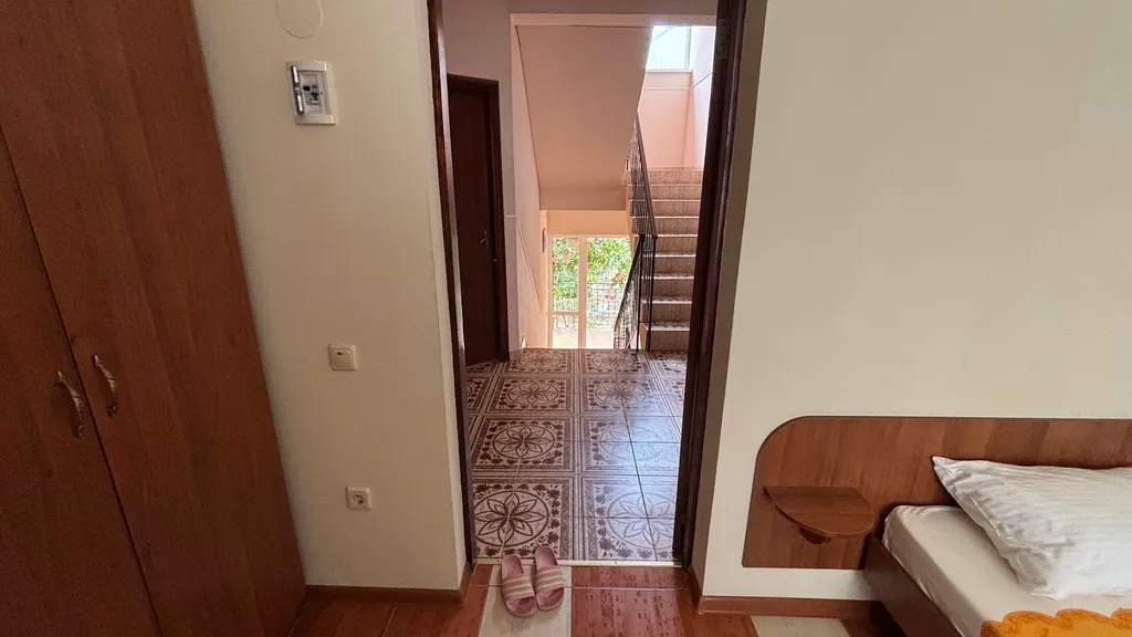 №9. Двухместный номер с одной кроватью без балкона